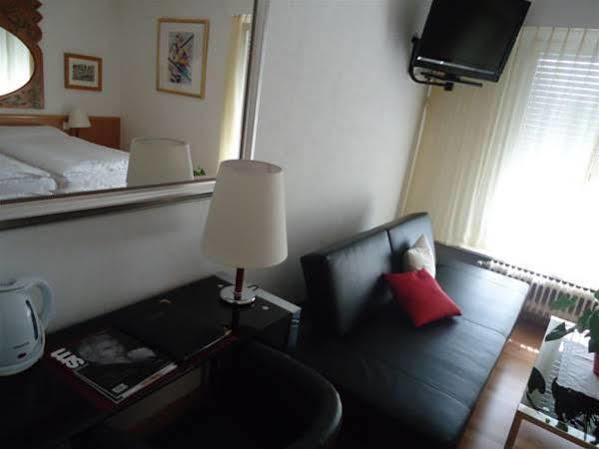 Hotel Des Alpes Bulle Center Eksteriør billede